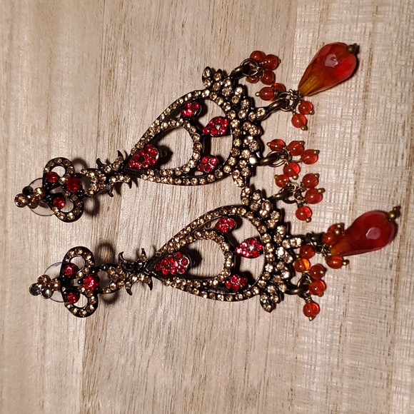 Chandelier pierced Earrings Multicolor rhinestones Cabaret Showstopping Theatre - Picture 5 of 7